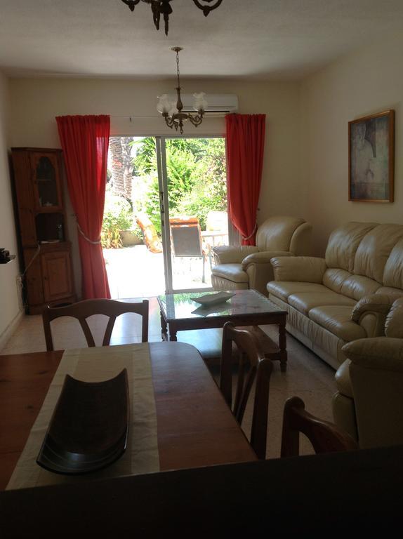 Paphos Townhouse Exterior photo