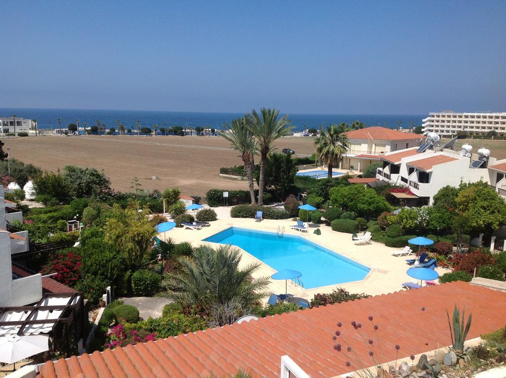 Paphos Townhouse Exterior photo